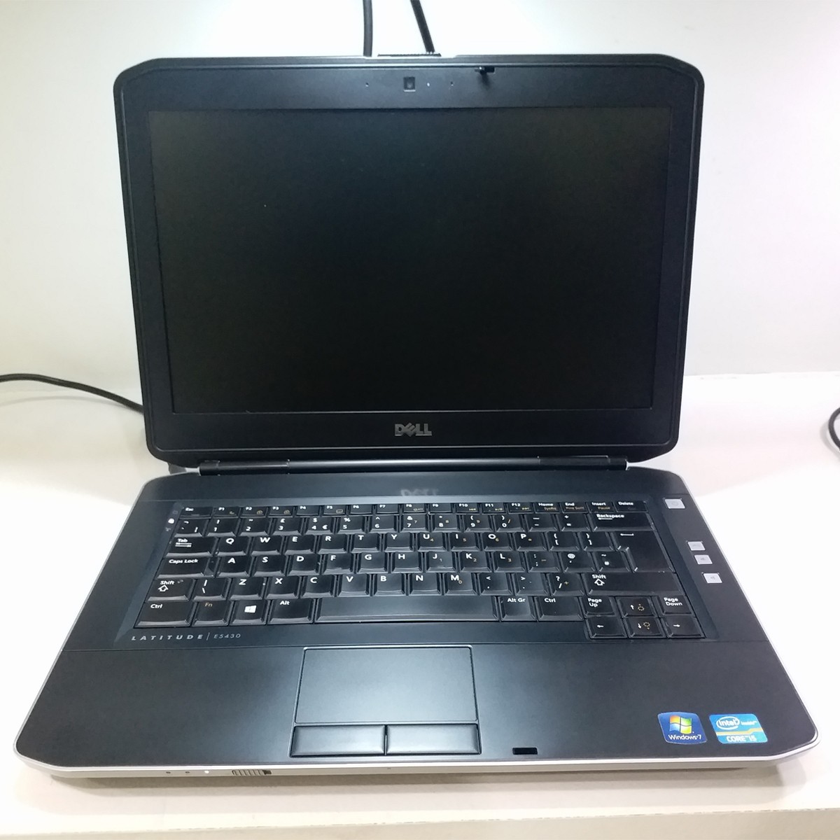 Dell Latitude E5430 14' LED Notebook - Intel Core i5 2.50 GHz, 4 GB DDR3 Ram, 320 GB HDD