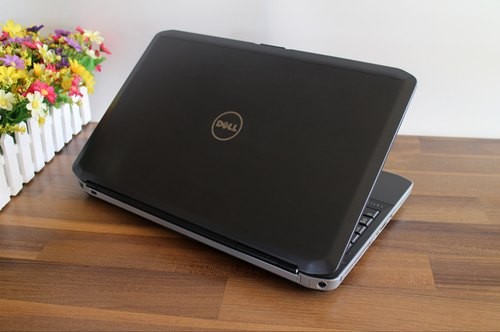 DELL LATITUDE E5530 i5 (4GB, 320GB) LIKE NEW, Screen Size: 15.6"