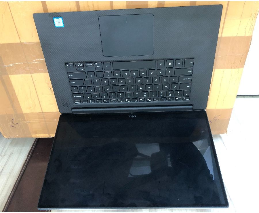 DELL - PRECISION5530