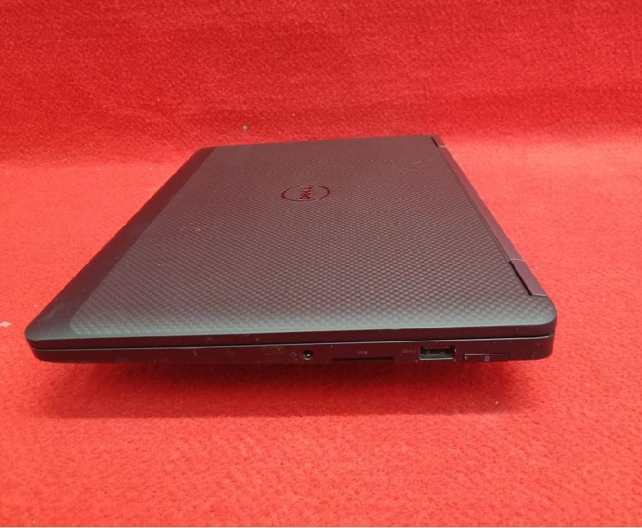 DELL - LATITUDE E7440