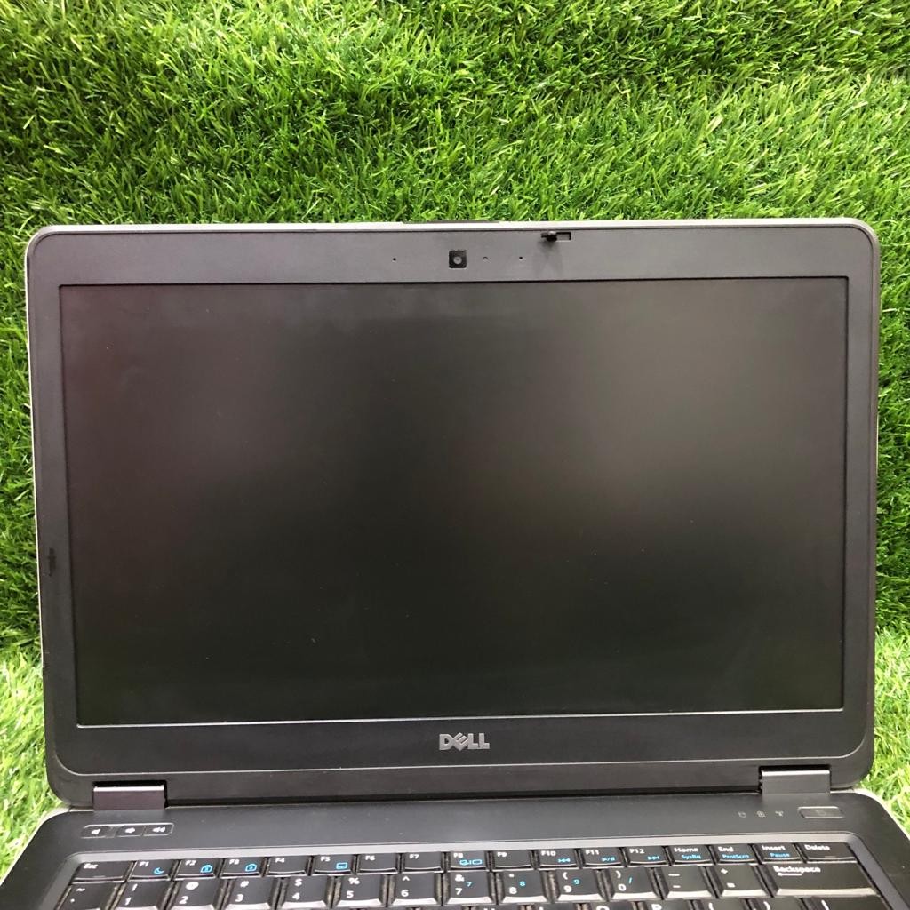 Dell Latitude E6440 (i5/4th Genration , 8 Gb Ram , 256 Gb SSD ,14 Inch Display)