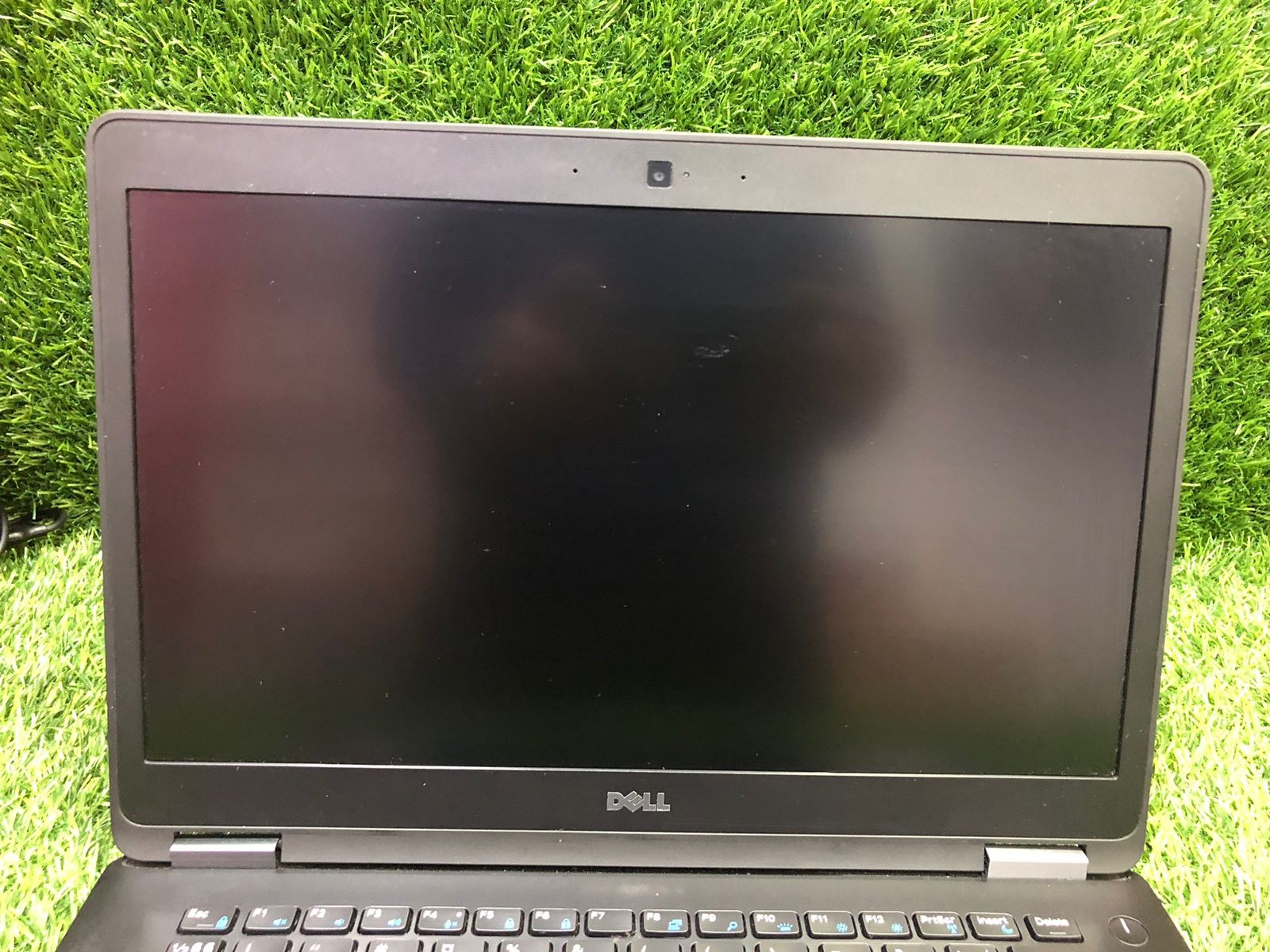 Dell Latitude 7470 i5 6th Generation 8 GB Ram 256 GB SSD 14 inches Display